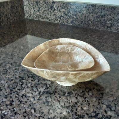 Oyster shell-style bowls and dish