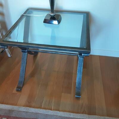 Square glass side table-metal