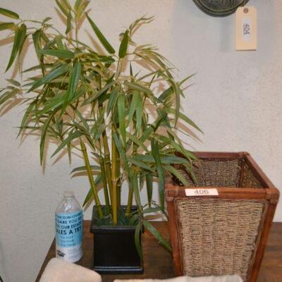 LOT 406 ARTIFICIAL PLANT AND HOME DECOR