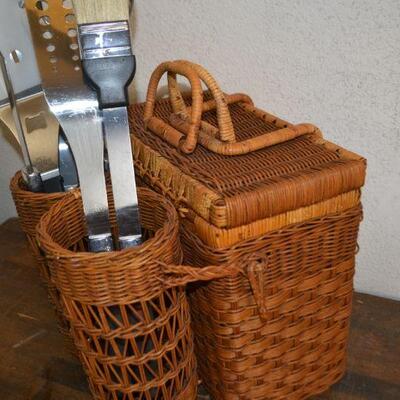 LOT 416  BASKET WITH BBQ GRILLING TOOLS
