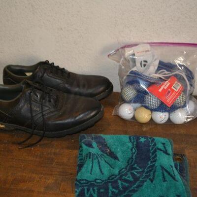 LOT 421  GOLF SHOES AND BALLS