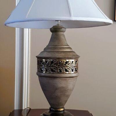 Lot 195: Table lamp