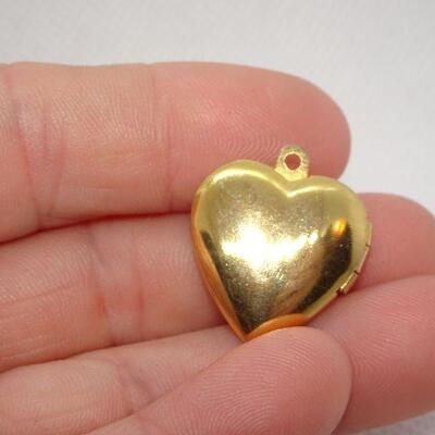 Gold plated Silver Heart Charm, Bird