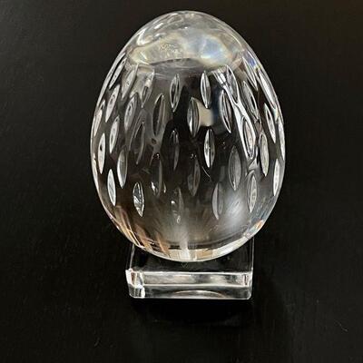 Beautiful Baccarat Crystal Egg and crystal base. Pristine!