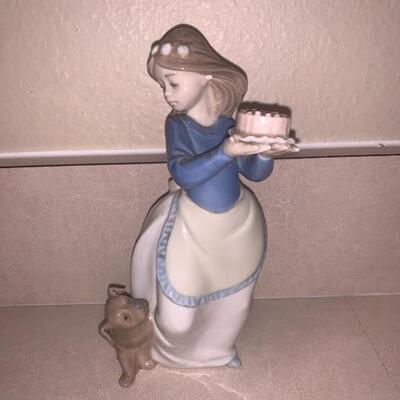 Vintage LLadro girl with cake and puppy