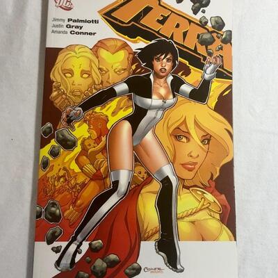 DC Comics  - Terra - Graphic Novel