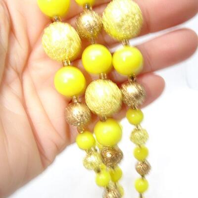 Sunshine Yellow Mid Century Beaded Necklace 