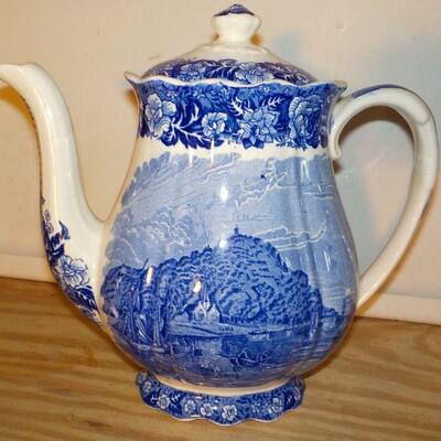 " Erith-Kent Thames River Scenes / Palissy Pottery.