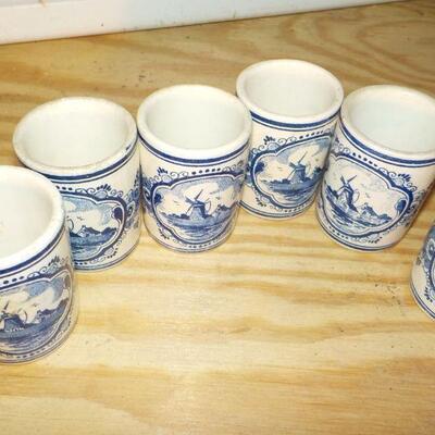 ' Original Vintage Delft shot Glasses . " (6)