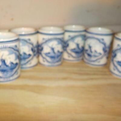 ' Original Vintage Delft shot Glasses . " (6)