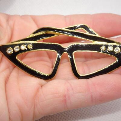 Vintage Cat Eye Glasses Brooch Pin Black Enamel Gold Tone, Rhinestone