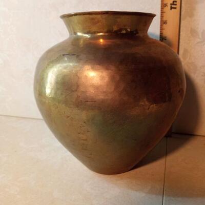 1404 = Hand Hammered Brass Flower Pot