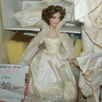 " 1997 Jacqulyn Kennedy Doll." Franklin Mint.