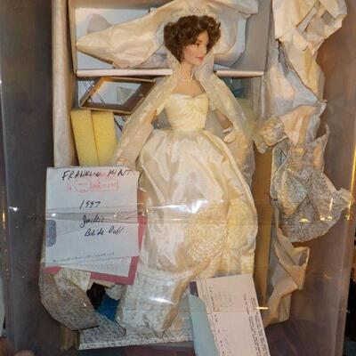 " 1997 Jacqulyn Kennedy Doll." Franklin Mint.