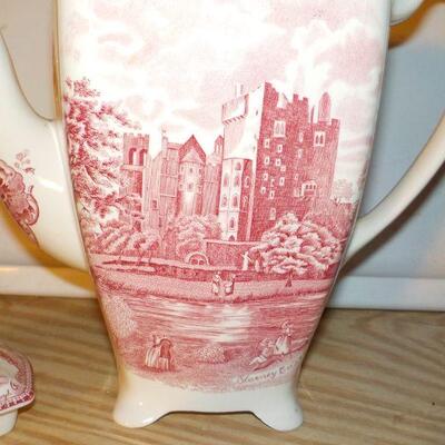 " Vintage Old Britain Castles Coffee or Tea Pot by Johnson Bros. England.