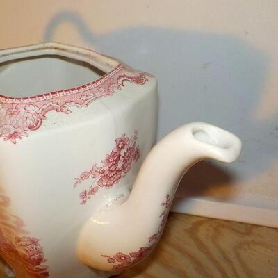 " Vintage Old Britain Castles Coffee or Tea Pot by Johnson Bros. England.