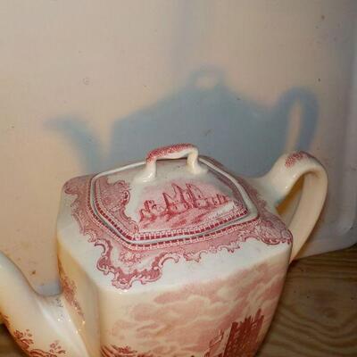 " Vintage Old Britain Castles Coffee or Tea Pot by Johnson Bros. England.