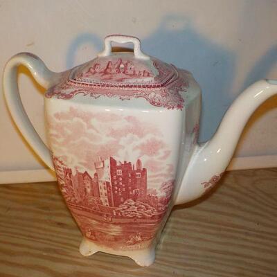 " Vintage Old Britain Castles Coffee or Tea Pot by Johnson Bros. England.