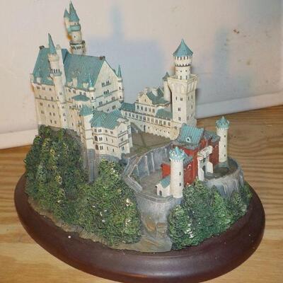 " Neuschwanstein Castle" by Lenox.1994.