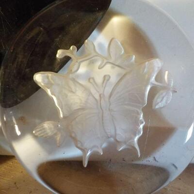 " 3 Super Glass Paper weights".
