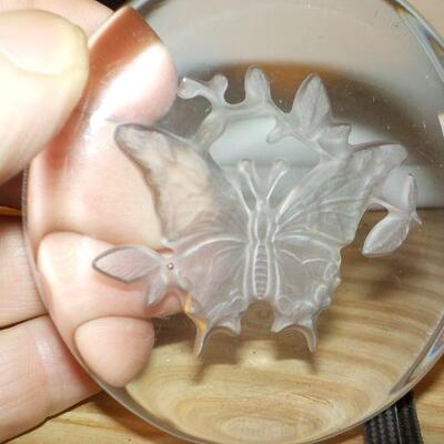 " 3 Super Glass Paper weights".
