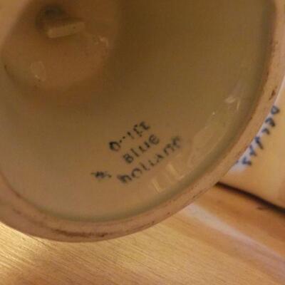 "Original Delft signed by Eleson Amsterdam."