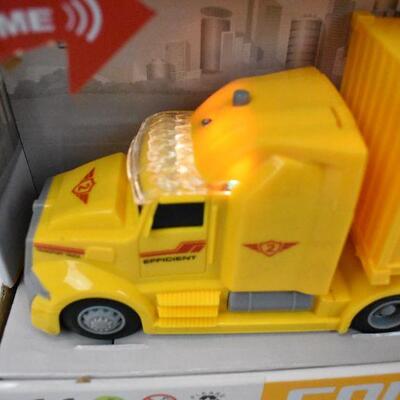 Vokodo Container Truck Toy, Yellow - New