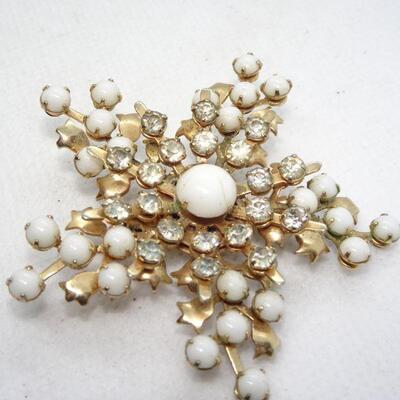 Gorgeous Milk Glass Star Snowflake Brooch 