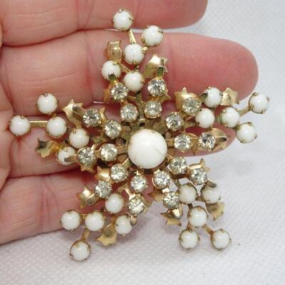 Gorgeous Milk Glass Star Snowflake Brooch 