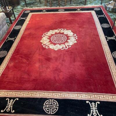 Large Oriental wool rug 9' x 13' 