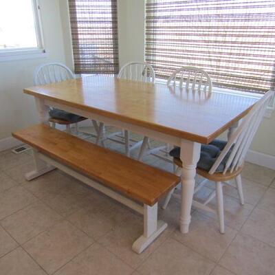LOT 6  FARMHOUSE STYLE KITCHEN TABLE W/4 CHAIRS & BENCH