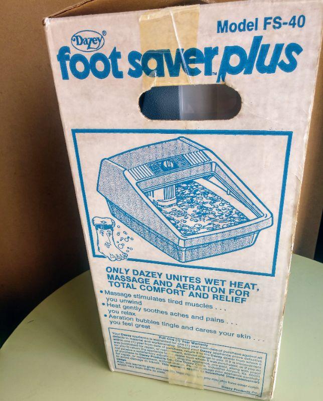 Lot 19 Vintage Foot Bath in Package