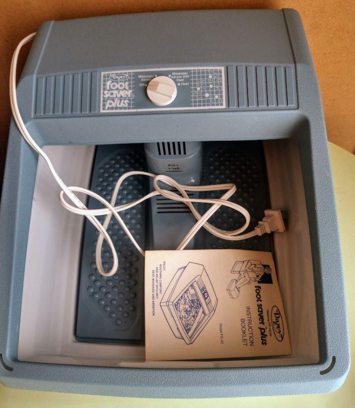 Lot 19 Vintage Foot Bath in Package