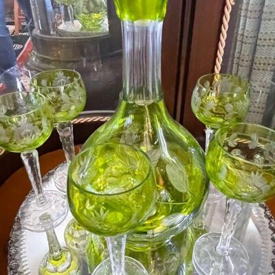 Etched Bohemian crystal wine glass & decanter set on raised mirror stand 