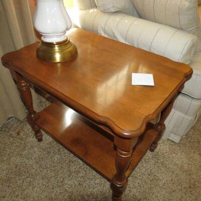 Ethan Allen Lamp Table Side End Table 27 X 19 Item # 2