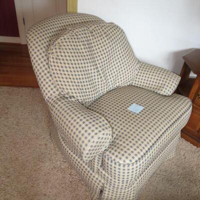 Ethan Allen Living Room Den Chair - Item # 11