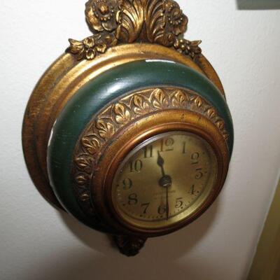Seth Thomas USA Wall Clock 15 1/2 x 6 - Item # 51