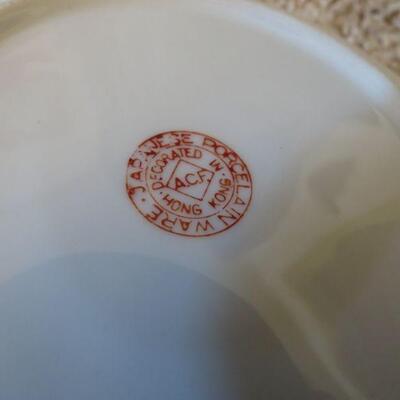 Seven Pieces Vintage Asian Chinese Japanese Plates Bowls Imari Multicolor - Item # 57