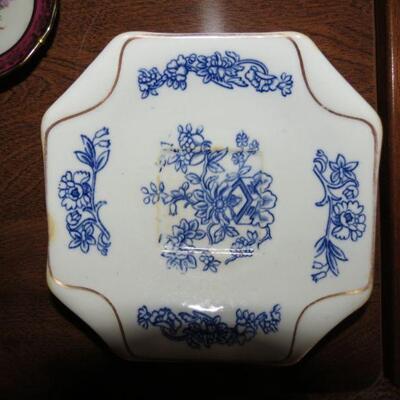 Five Pieces China Limoges Royal Copenhagen Laurel China Plates - Item # 58
