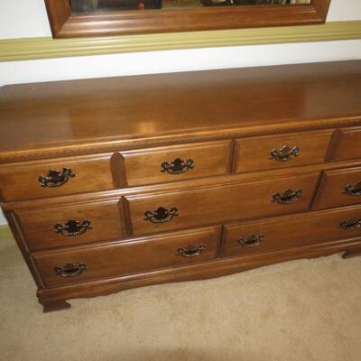 Vintage Maple Dresser Chest of Drawers with Mirror - Item # 72