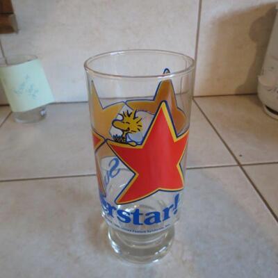 SuperStar Peanuts Snoopy Woodstock Drinking Glass - Item # 125