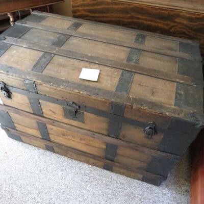 Vintage Trunk Wood Metal 40 x 24 x 25 inches Tall - Item # 154