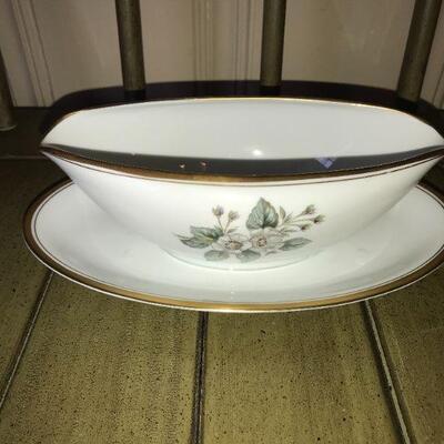 Vintage 5463 by Nortake China Gravy Boat with attached Underplate - Item #206