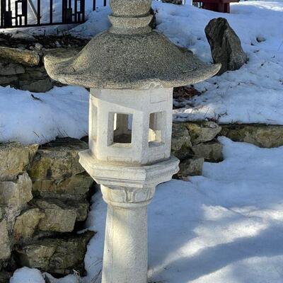 Concrete Pagoda bird feeder