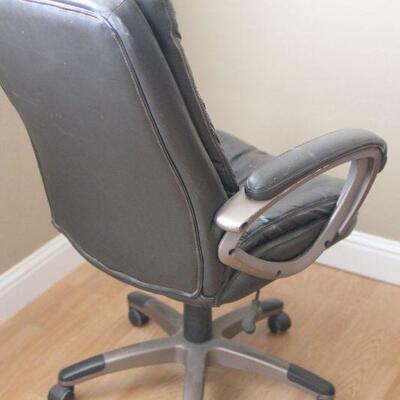Lot 2 Office Chair #1