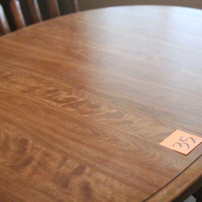 Lot 35 Maple Dining Table w/ 5 Chairs & 2 Leafs