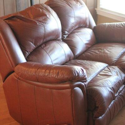 Lot 46 Leather Love Seat Recliner