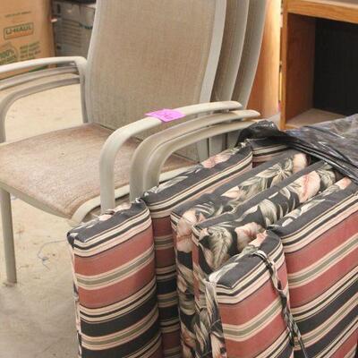 Lot 106 Outdoor Cushions & Chairs