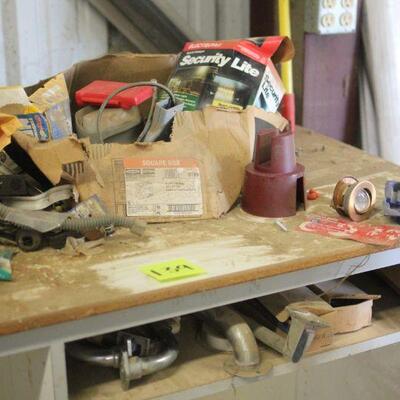 Lot 139 Contents of Workbench #1