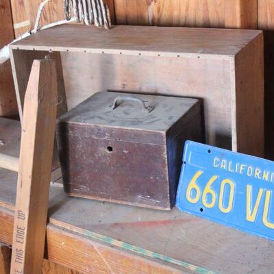 Lot 171 Rustic Boxes, CA Plate, Mini Ladder & More - Shed